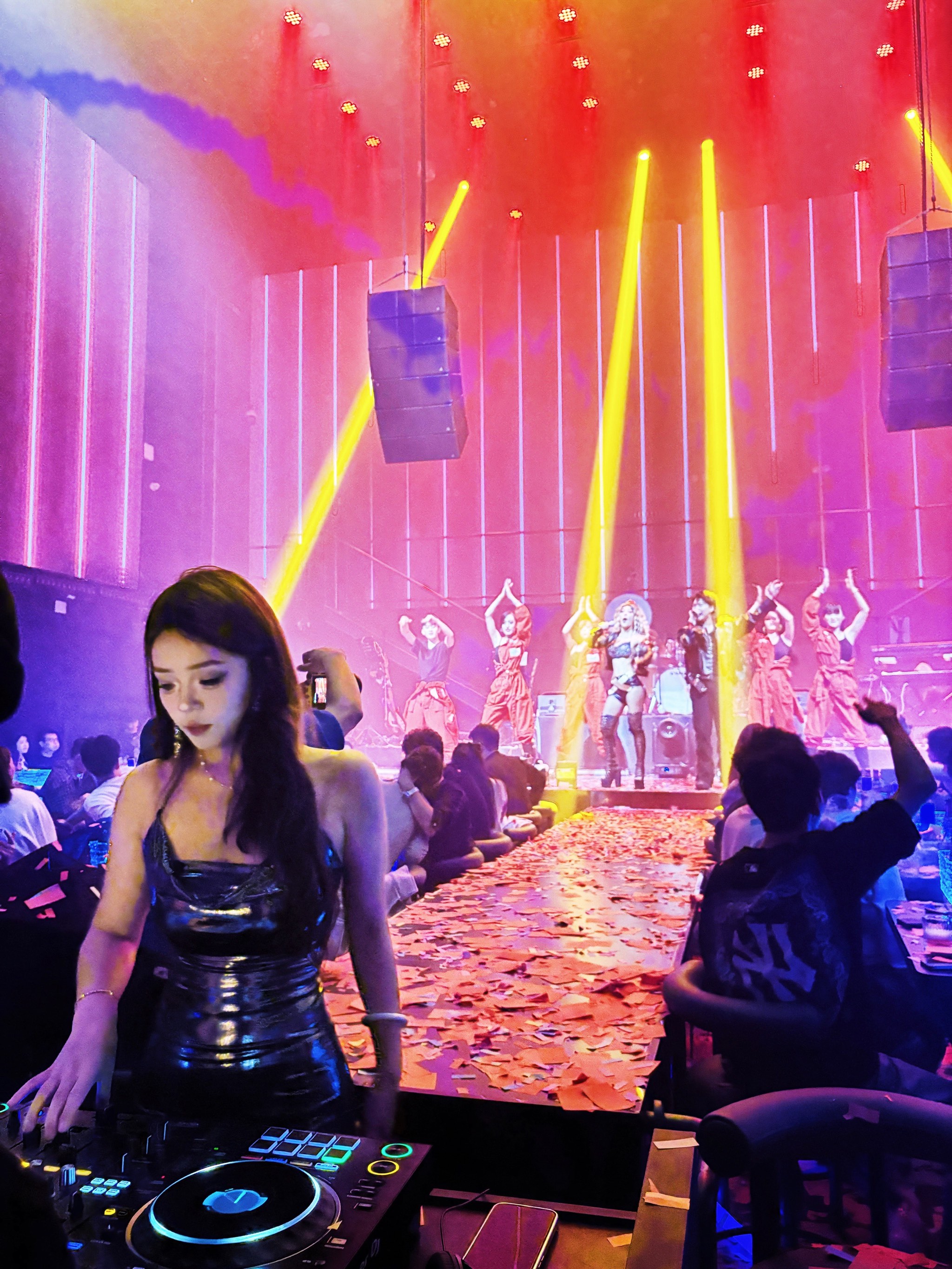 河池商务ktv价格及小时收费标准-东兰县ktv预定